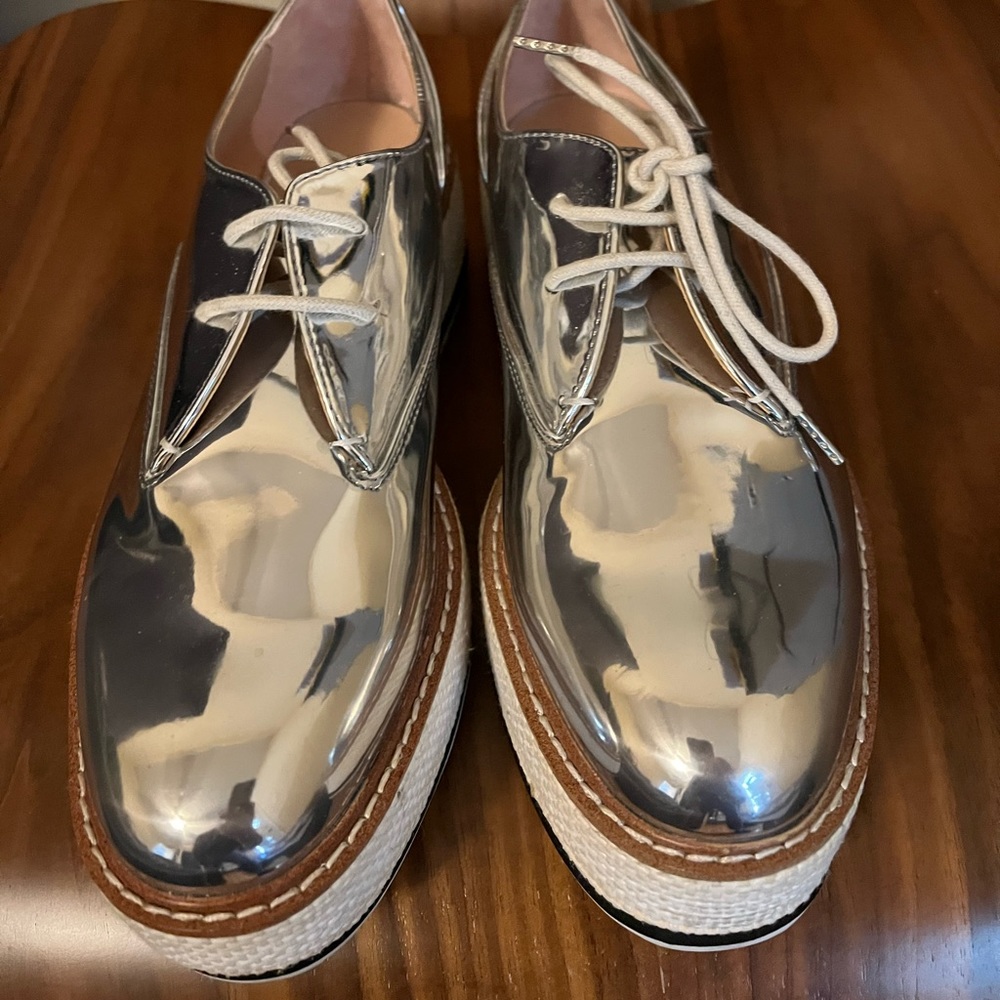 Brand new Zara platform shoes size 9